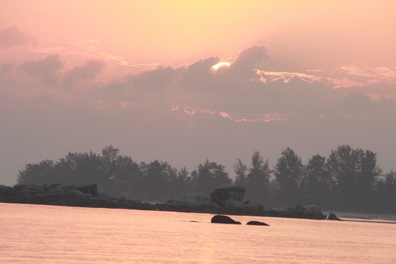 Belitung Holiday Resort Sijuk Zewnętrze zdjęcie